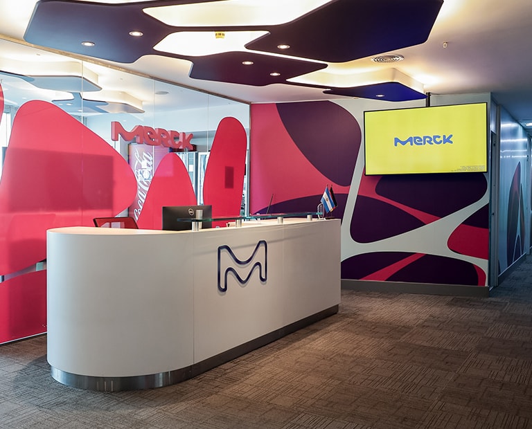 O Dex Manager permitiu à Merck melhorar a segurança e economizar custos.